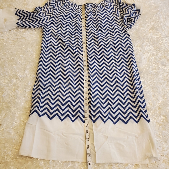 VENUS Chevron Women's Dress, Blue & White , Size 2 - Picture 9 of 9